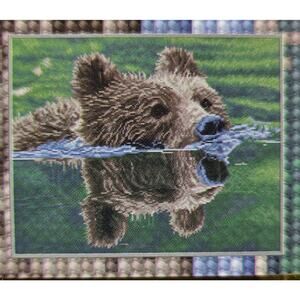 DIAMOND DOTZ GRIZZLY SWIM – INTERMEDIATE LEVEL KIT – 20.5” x 16.5”